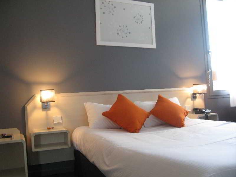 Greet Hotel Massieux Lyon Nord Dış mekan fotoğraf