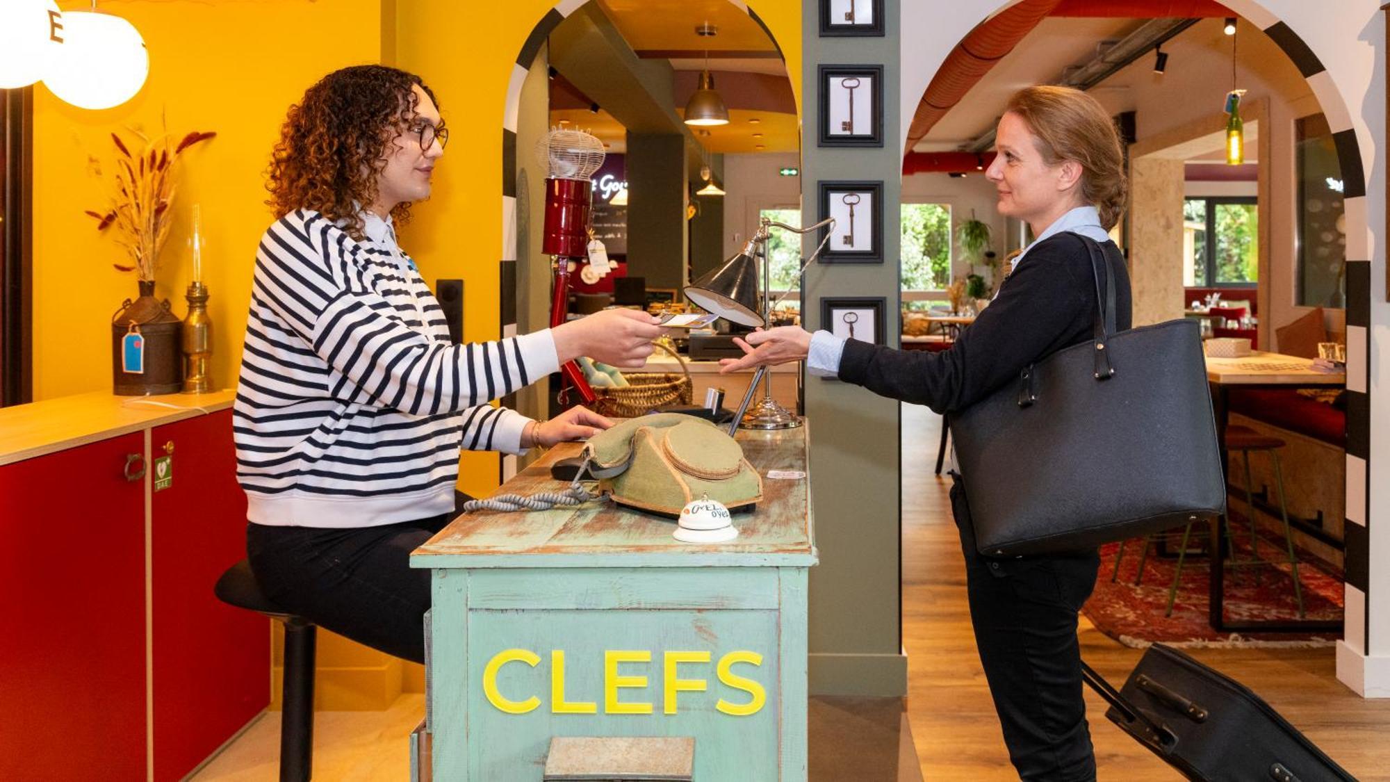 Greet Hotel Massieux Lyon Nord Dış mekan fotoğraf