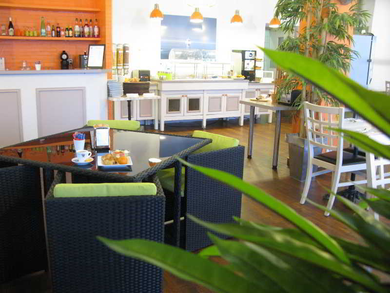 Greet Hotel Massieux Lyon Nord Dış mekan fotoğraf